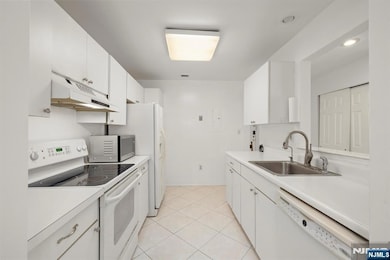 28 Garden Place unit 151, Edgewater, NJ 07020 - photo 7