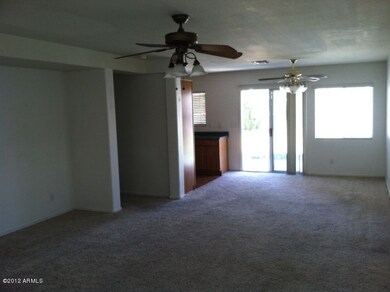 2 livingroom dining room