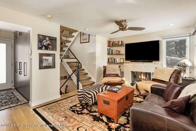 814 W Bleeker St E2 Aspen CO-small-005-1