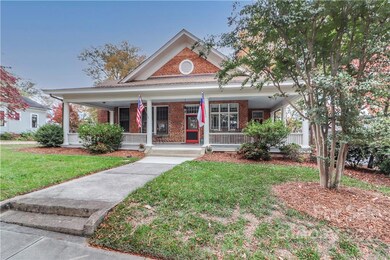 412 Armfield St, Statesville, NC 28677 - photo 2