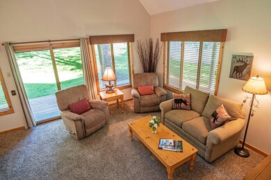 Circle 4 Cabin Rd 11 Sunriver-print-005-