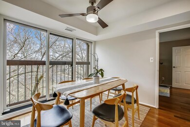 Treebrooke unit 309, Oakton, VA 22124 - photo 6