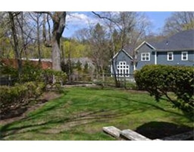 141 Wood End Rd unit 141, Newton Highlands, MA 02461 - photo 2