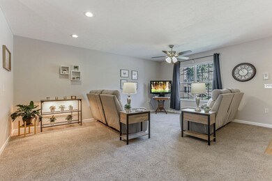 6521 Crab Apple Dr unit 12-652, Canal Winchester, OH 43110 - photo 5