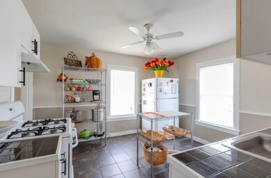 10 Prospect Ave, Woburn, MA 01801 - photo 2