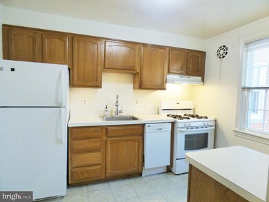 6614 Boulevard View unit A2, Alexandria, VA 22307 - photo 7