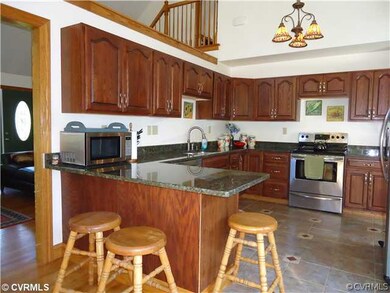 4141 Drew Ridge Dr, Louisa, VA 23093 - photo 2