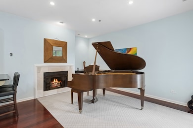 Forest Apartments unit 305, Glen Ellyn, IL 60137 - photo 7