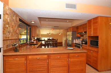 Kitchen 4