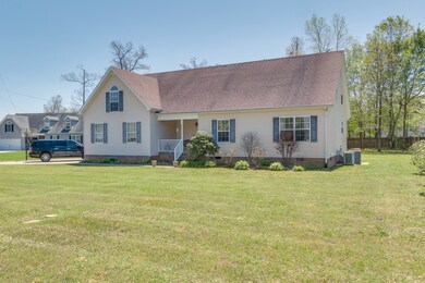739 Indian Springs Cir, Manchester, TN 37355 - photo 3