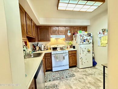 309 Trinity Ct unit 8, Princeton, NJ 08540 - photo 5