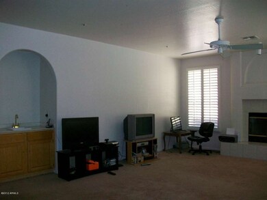 Family Room (2)