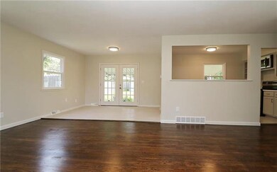 4837 Melrose Ln, Shawnee, KS 66203 - photo 5