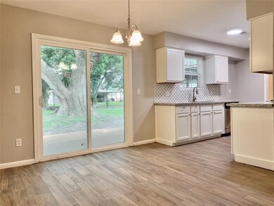 10922 Eddyrock St, Houston, TX 77089 - photo 6