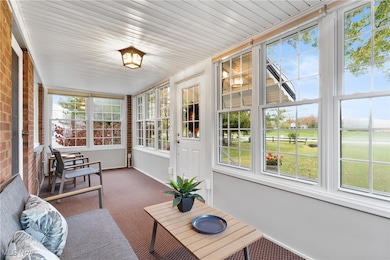 36725 Pettibone Rd, Solon, OH 44139 - photo 3