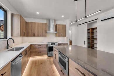 2025_05_20_26_nw_mccann_ave_2_and_4_p2-7
