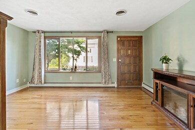 152/154 Argol St, Pawtucket, RI 02860 - photo 4