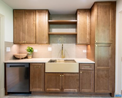 1515 Amherst St, Charlottesville, VA 22903 - photo 5