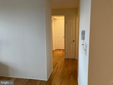 St. Paul at Chase Condominiums unit 1403, Baltimore, MD 21202 - photo 7