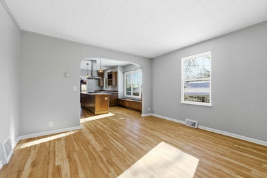 14407 Beacon Ave, Orland Park, IL 60462 - photo 4