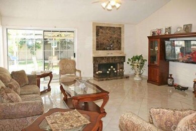 Huge Family Room w/Cathedral Ceiling