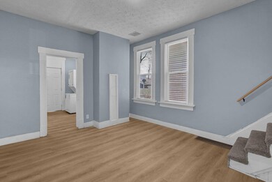 8-web-or-mls-1173-1175-e-rich-st