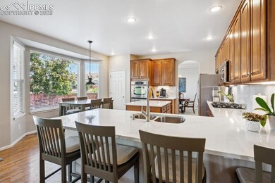 Eat up bar in kitchen