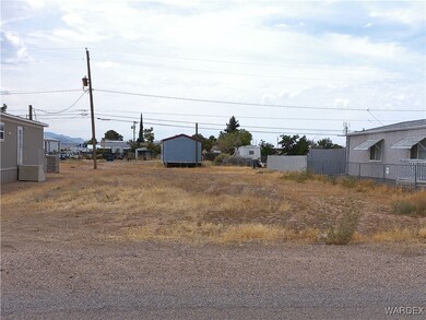 View of yard featuring a storage shed