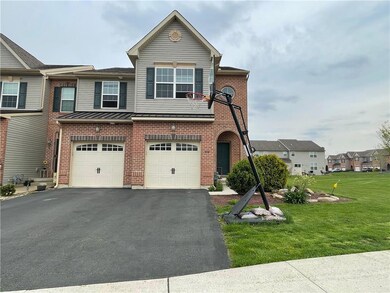 674 Mulberry Dr, Nazareth, PA 18064 - photo 2