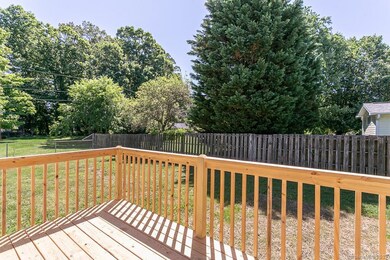 108 Joyce Rd, Hendersonville, NC 28792 - photo 7