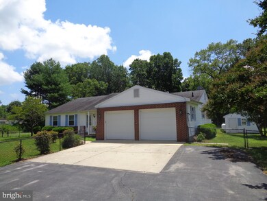 5476 Hallowing Point Rd, Prince Frederick, MD 20678 - photo 2