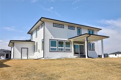 122 S 91st St, West Des Moines, IA 50266 - photo 4