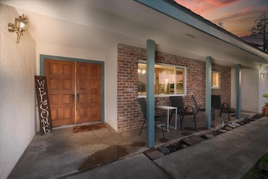 13717 E Shaw Ave, Sanger, CA 93657 - photo 4