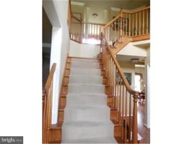 130 Picket Post Ln, Phoenixville, PA 19460 - photo 2