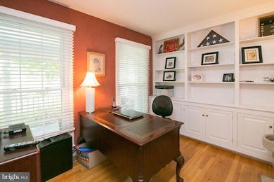 4711 Timber Ridge Dr, Dumfries, VA 22025 - photo 5