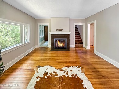 41 Seneca Ave Saranac Lake NY 12983 0000