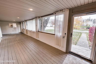 10 Lewiston Ave, Pinehurst, ID 83850 - photo 6