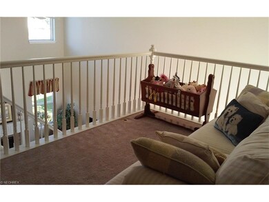 8842 Morgans Run unit 5C, Olmsted Falls, OH 44138 - photo 4