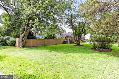 3015 Beechwood Ln, Falls Church, VA 22042 - photo 2