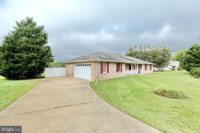 35683 Golf Course Dr, Mechanicsville, MD 20659 - photo 3