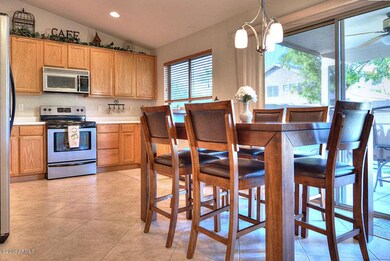 004 Kitchen
