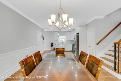 1008 DR to Kitchen