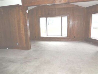 1319 Tipton St, Elkhart, IN 46516 - photo 2