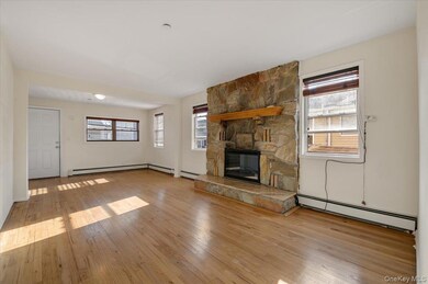 653 Arthur St, Baldwin, NY 11510 - photo 5