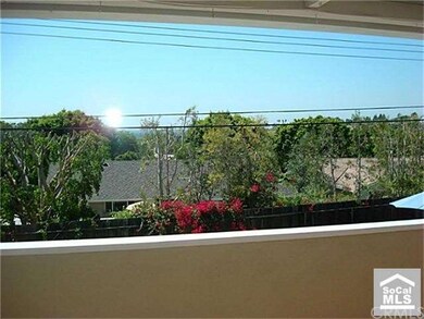 Enjoy the tree top views and wonderful sunsets!