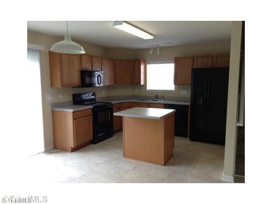 3525 Marksbury Dr, Greensboro, NC 27405 - photo 3