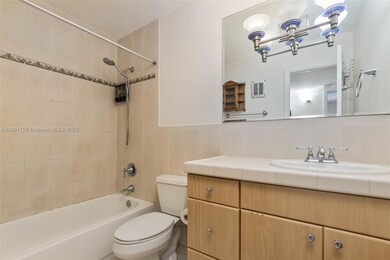 8605 SW 68th Ct unit 22, Miami, FL 33143 - photo 6
