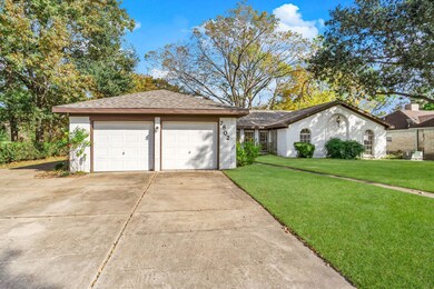 7802 White Fir Dr, Houston, TX 77088 - photo 3