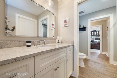 213 N Illinois St, Elmhurst, IL 60126 - photo 4