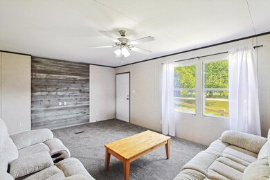 119 Draper Dr, Springtown, TX 76082 - photo 5